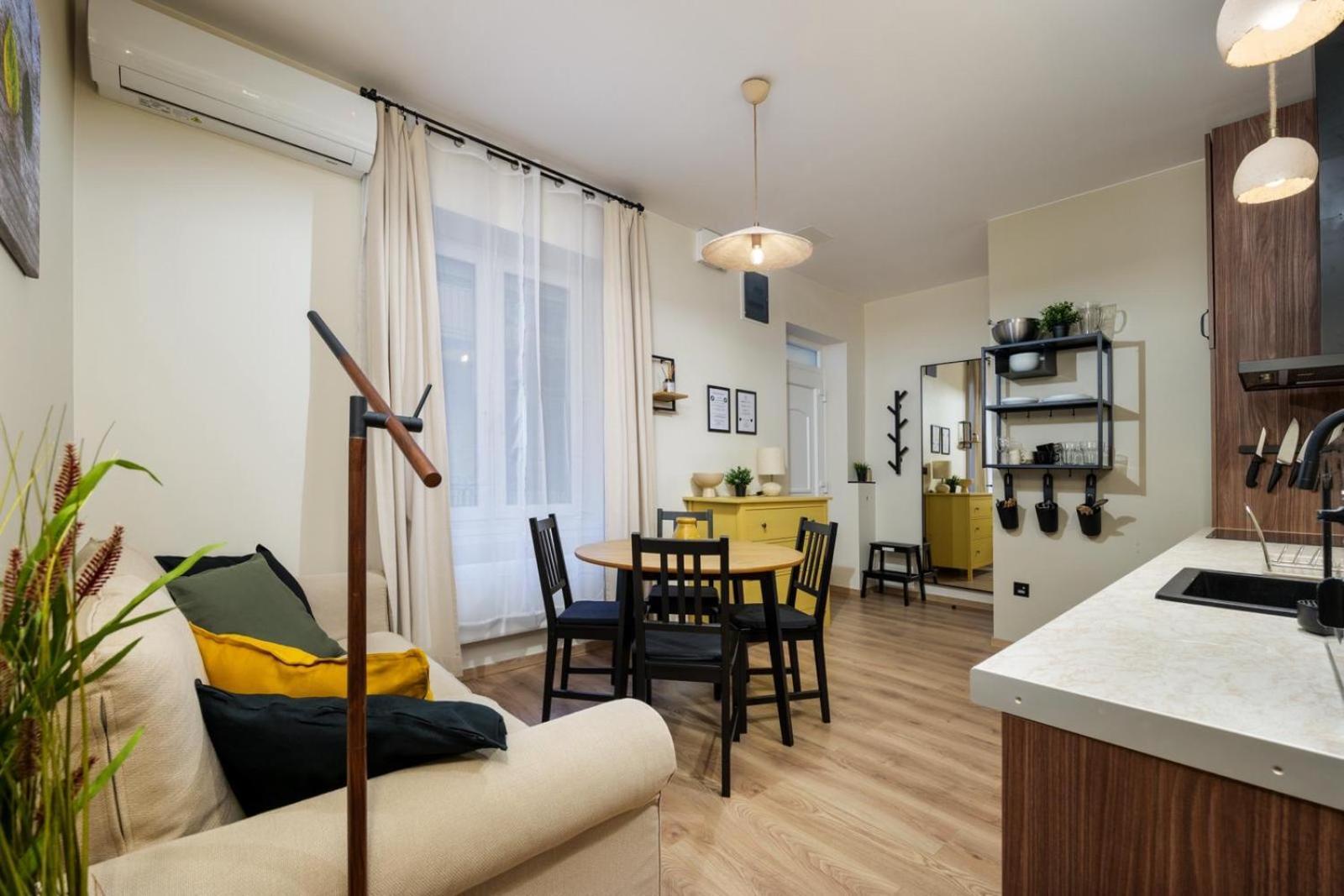 Secret Cave Premium Central Apartment Budapest Exterior photo